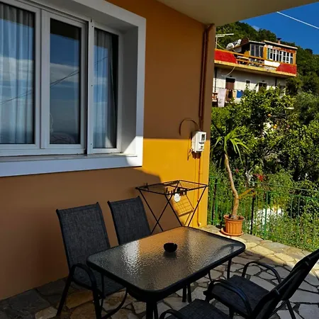 Daisy Maisonette Poros  Exterior photo